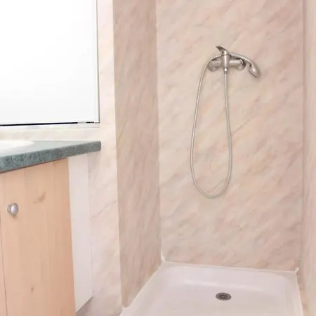 La Rocheliere 3 11 * Λα Ροσέλ